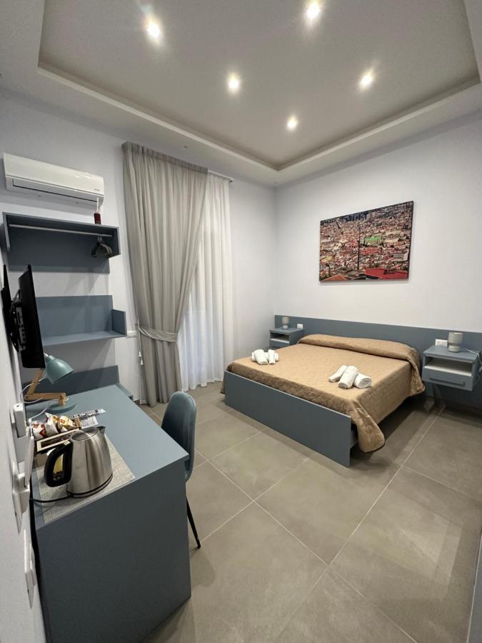 Casa Vacanze Sant'Agostino Наполи Екстериор снимка